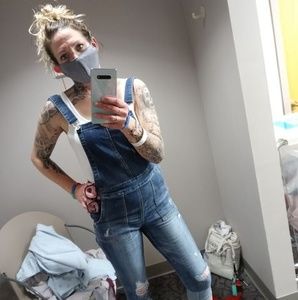 Meet your Posher, Kelly